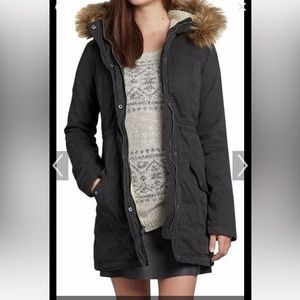 COPY - Hollister Sherpa lined gray cozy parka size medium